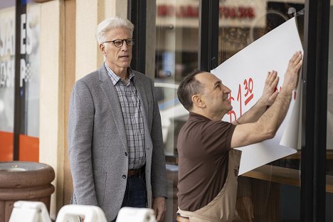 Ted Danson - Curb Your Enthusiasm - Beep Panic - Photos