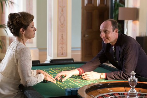 Clare Wille, David Langham - Shakespeare & Hathaway: Private Investigators - Nothing Will Come of Nothing - De la película