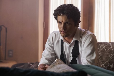 Nathan Parsons - Roswell, New Mexico - Good Mother - Do filme