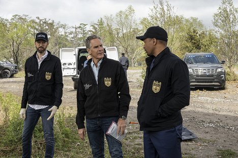 Rob Kerkovich, Scott Bakula - Agenci NCIS: Nowy Orlean - Predators - Z filmu