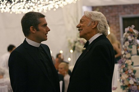 Glenn Fitzgerald, Donald Sutherland - Dirty Sexy Money - The Wedding - Photos