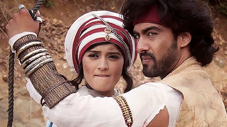 Pankhuri Awasthy, Rohit Purohit - Razia Sultan - Van film