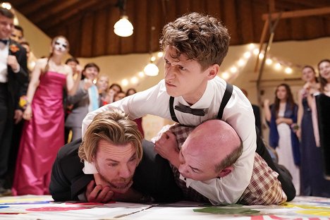 Dax Shepard, David Koechner - Bless This Mess - After-Prom - Photos
