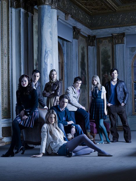 Leighton Meester, Penn Badgley, Kelly Rutherford, Blake Lively, Chace Crawford, Ed Westwick, Taylor Momsen, Matthew Settle - Super drbna - Promo