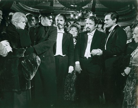 Julie Christie, Tom Courtenay, Rod Steiger, Omar Sharif - Doctor Zhivago - Photos