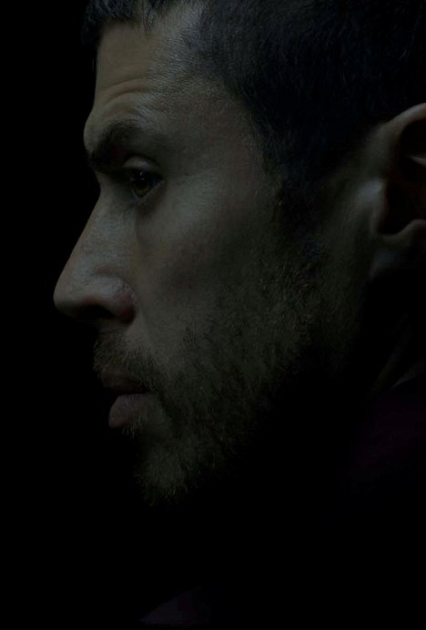 Toby Kebbell - Becoming - Photos