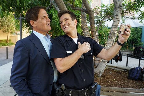 Mark Cuban, Nathan Fillion - The Rookie - Impact - Making of