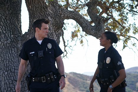 Nathan Fillion, Mekia Cox - The Rookie - Day of Death - Do filme