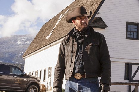 Cole Hauser - Yellowstone - Enemies by Monday - Photos