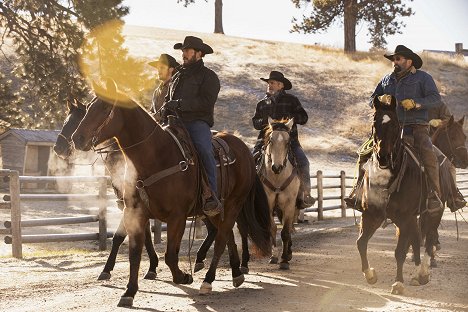 Luke Grimes, Cole Hauser, Forrie J. Smith - Yellowstone - Enemies by Monday - Photos