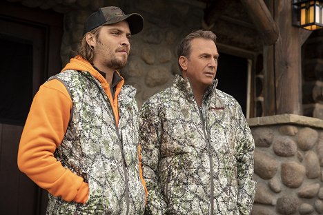 Luke Grimes, Kevin Costner - Yellowstone - Blood the Boy - Photos