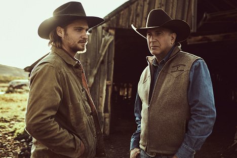 Luke Grimes, Kevin Costner - Yellowstone - Only Devils Left - Photos