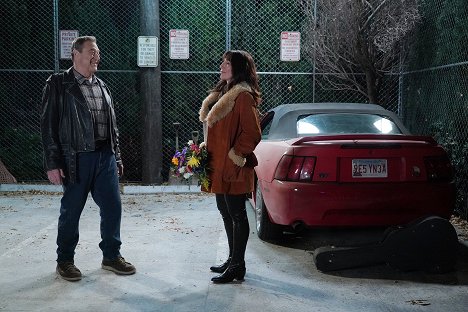 John Goodman, Katey Sagal - The Conners - Pilot Lights & Sister Fights - Photos