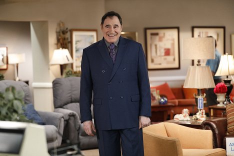Richard Kind - The Goldbergs - The Return of the Formica King - Photos