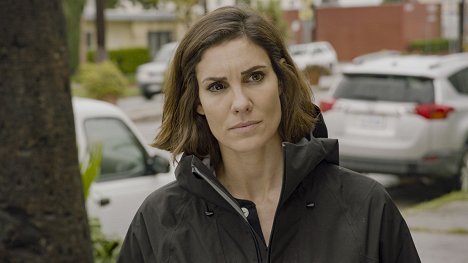 Daniela Ruah - Agenci NCIS: Los Angeles - Murder of Crows - Z filmu