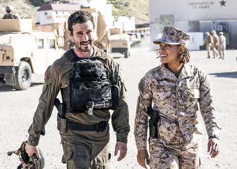 James Ransone, Toni Trucks - SEAL Team - In the Blind - Film