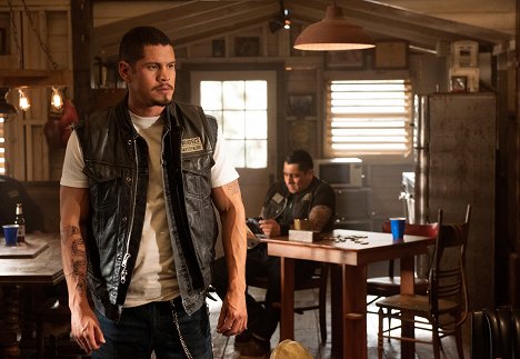 JD Pardo, Frankie Loyal - Mayans M.C. - Der neue Consejero - Filmfotos