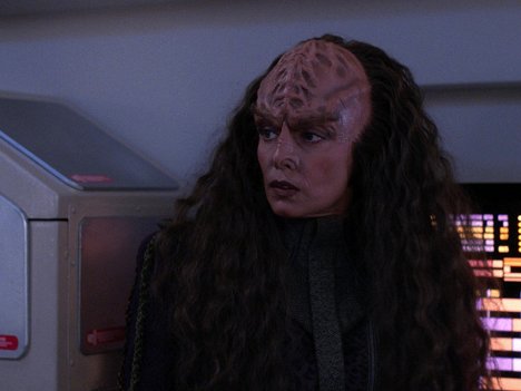 Tricia O'Neil - Star Trek: The Next Generation - Suspicions - Van film
