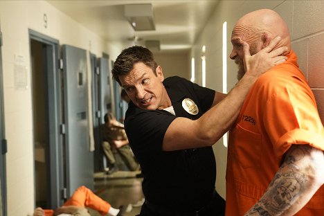 Nathan Fillion, Keith Jardine - The Rookie - Sous pression - Film