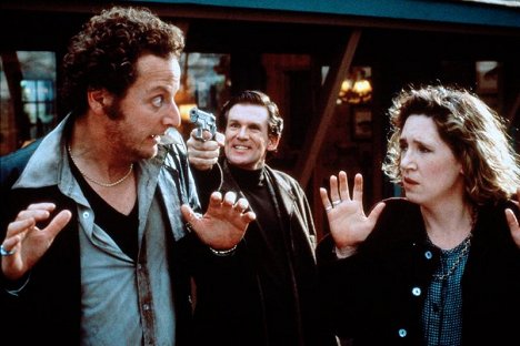 Daniel Stern, Ann Dowd - Bushwhacked - Z filmu