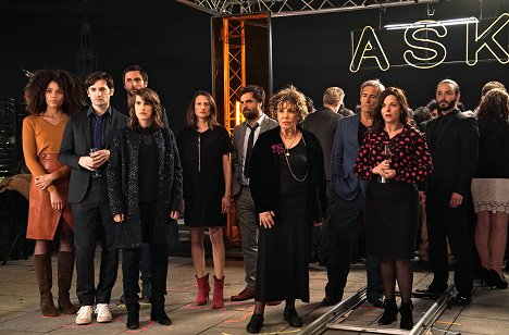 Stefi Celma, Nicolas Maury, Fanny Sidney, Camille Cottin, Grégory Montel, Liliane Rovère, Laure Calamy, Assaad Bouab - Call My Agent! - ASK - Filmfotos