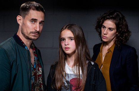 Clemens Schick, Emilia Packard, Anne Schäfer - Der Barcelona-Krimi - Entführte Mädchen - Film