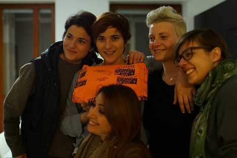 Naike Anna Silipo, Lucia Lorè, Stefania Minghini, Camilla Gorgoni - Immaginare T - Van de set