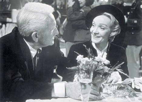 Spencer Tracy, Marlene Dietrich - Judgment at Nuremberg - Photos