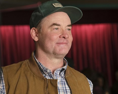 David Koechner - Bless This Mess - Tornado - Kuvat elokuvasta