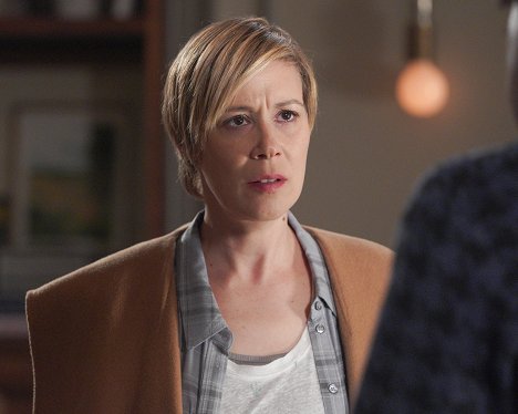 Liza Weil - How to Get Away with Murder - Annalise Keating Is Dead - Photos