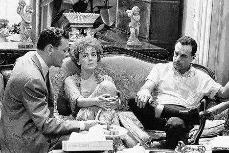 Luther Davis, Olivia de Havilland, Walter Grauman - Lady in a Cage - Del rodaje