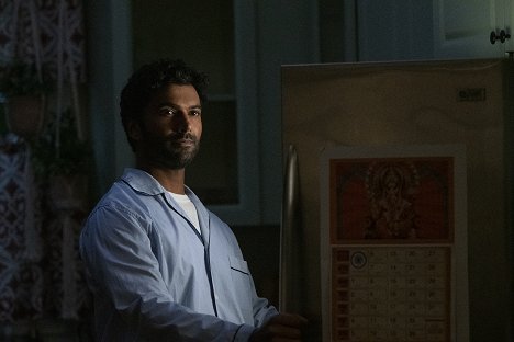 Sendhil Ramamurthy - Never Have I Ever - ... pissed off everyone I know - Photos