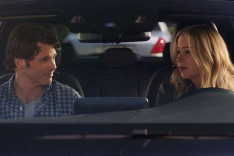 James Marsden, Christina Applegate - Dead to Me - You Don't Have To - Photos