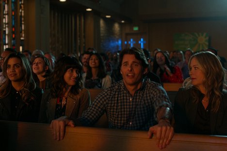 Natalie Morales, Linda Cardellini, James Marsden, Christina Applegate - Dead to Me - Du musst nicht - Filmfotos