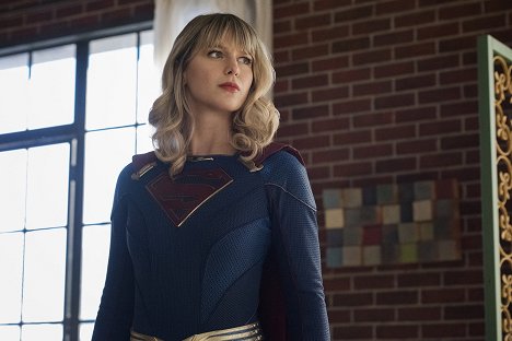 Melissa Benoist - Supergirl - (In)mortal Kombat - Photos