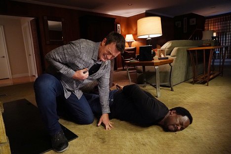Nathan Fillion, Harold Perrineau - The Rookie - The Hunt - Photos