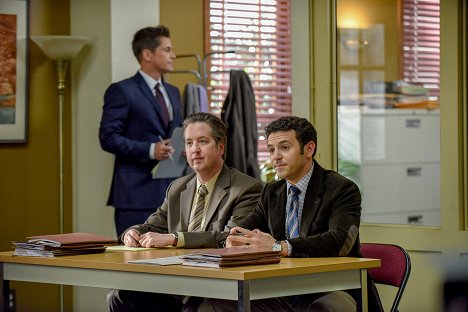 Steve Little, Fred Savage - The Grinder - A System on Trial - Photos