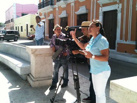 Gerardo Ruffinelli, Idalmis Del Risco - Entre Cuba y México, todo es bonito y sabroso - Tournage