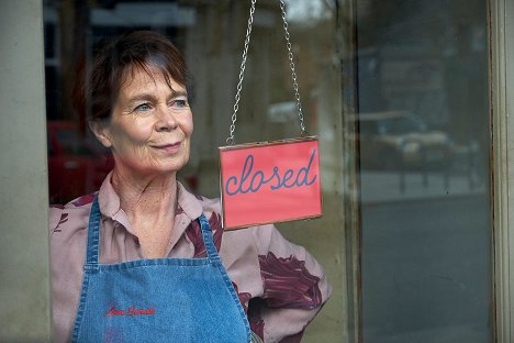 Celia Imrie - Una pastelería en Notting Hill - De la película