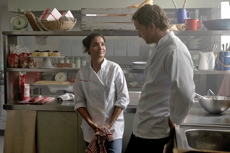 Shelley Conn, Rupert Penry-Jones - Una pastelería en Notting Hill - De la película