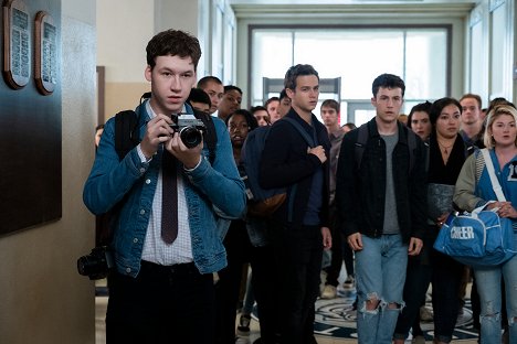 Devin Druid, Brandon Flynn, Dylan Minnette - Tote Mädchen lügen nicht - Campus-Tour - Filmfotos