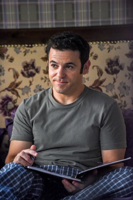 Fred Savage - The Grinder - For the People - Photos