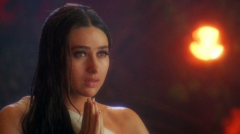 Karisma Kapoor - Jaanwar - De la película