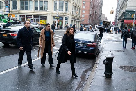 Ice-T, Jamie Gray Hyder, Mariska Hargitay - Law & Order: Special Victims Unit - Solving for the Unknowns - Photos
