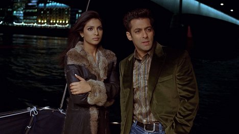 Priyanka Chopra Jonas, Salman Khan - Pocta lásce - Z filmu