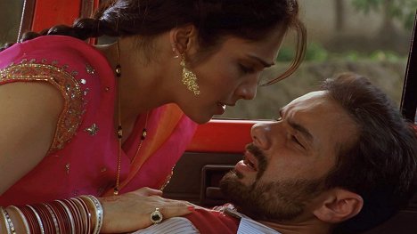 Isha Koppikar, Sohail Khan - Salaam - E - Ishq - Film