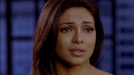 Priyanka Chopra Jonas - Salaam-e-ishq - Van film