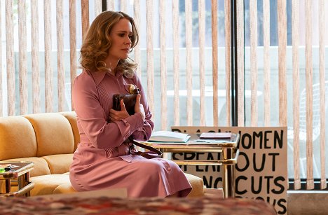 Sarah Paulson - Mrs. America - Houston - De la película