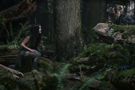 Marie Avgeropoulos - The 100 - From the Ashes - Photos