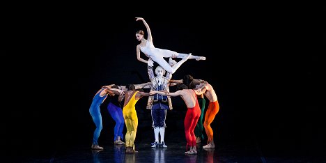 Kateryna Shalkina, Gabriel Arenas Ruiz - Bejart Ballet Lausanne - Light à Chaillot - Kuvat elokuvasta